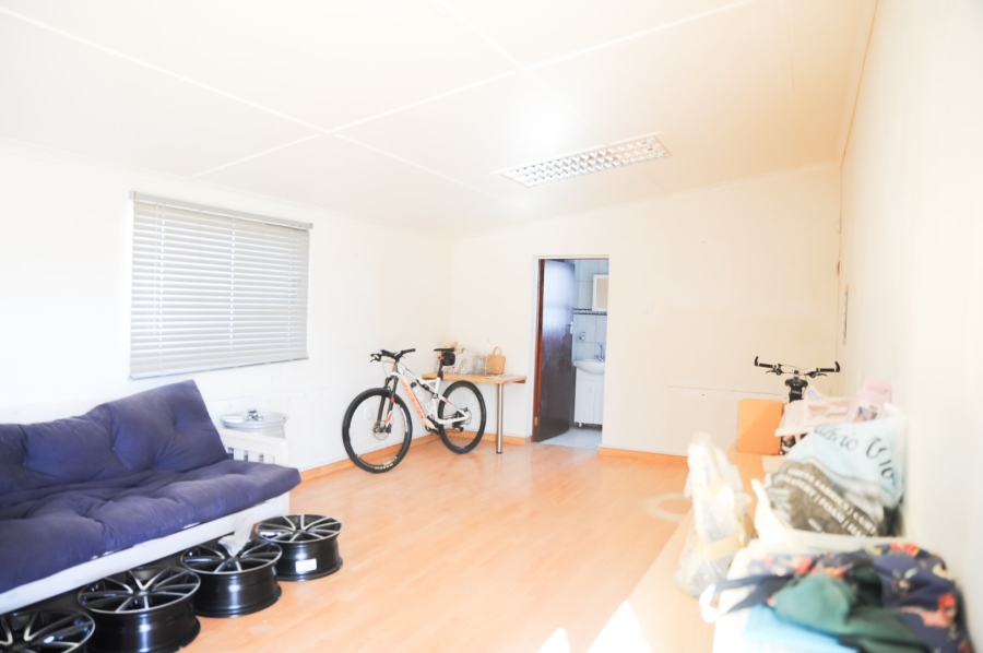 5 Bedroom Property for Sale in McDougall